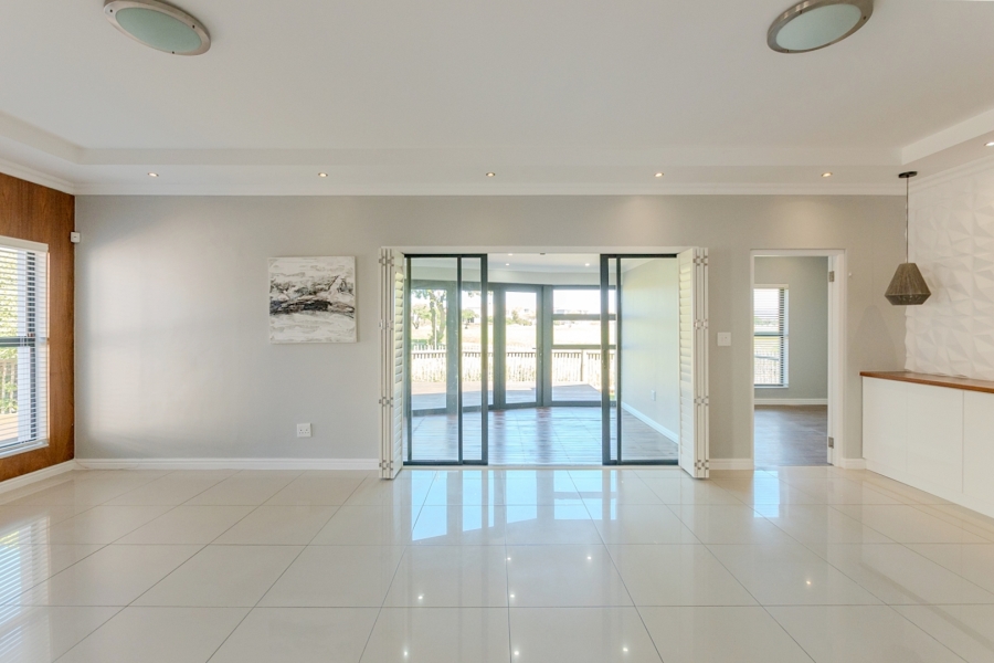 To Let 4 Bedroom Property for Rent in Langebaan Country Estate Western Cape